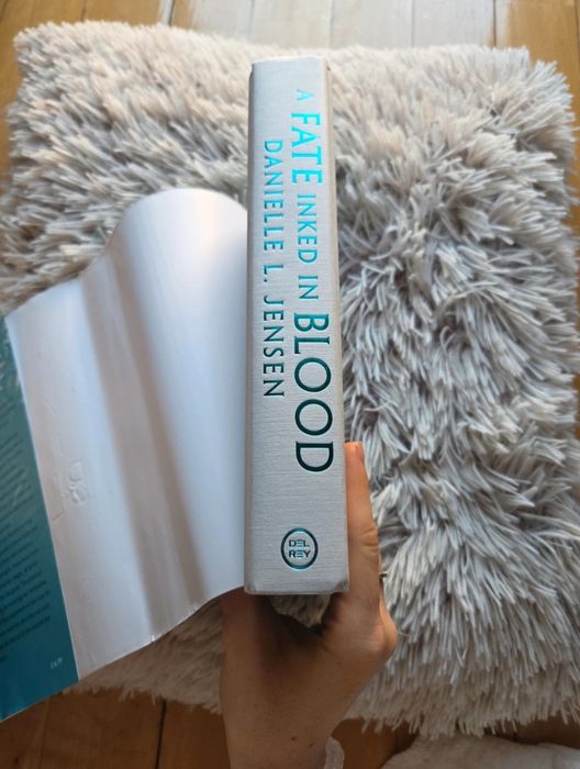 A Fate Inked in Blood - Danielle L. Jensen