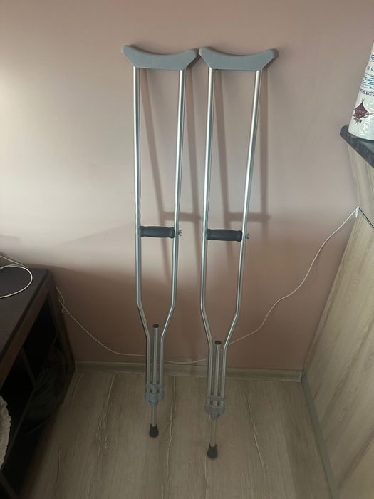 Шина с градуси плус подарък патерици!