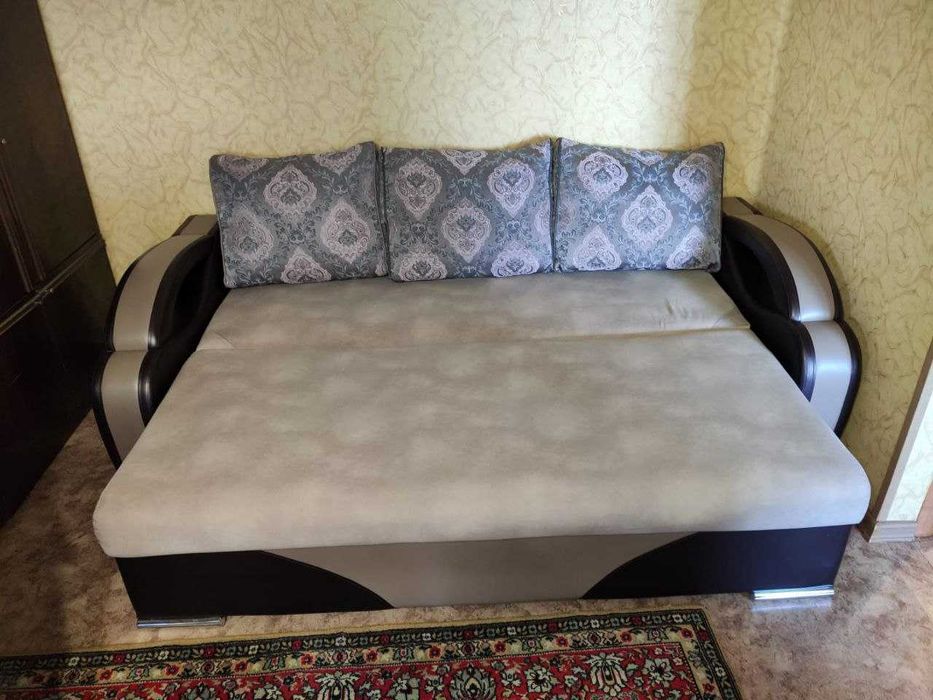 Мягкий уголок (диван + 2 кресла)