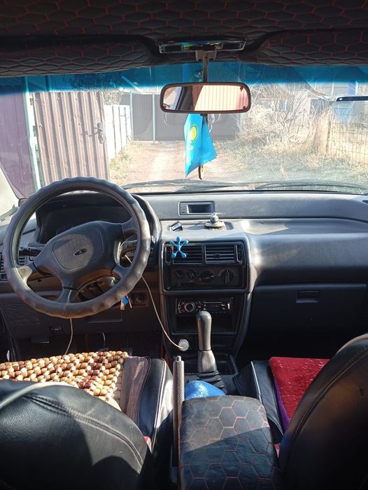 Mitsubishi Space Wagon, 1996 г.