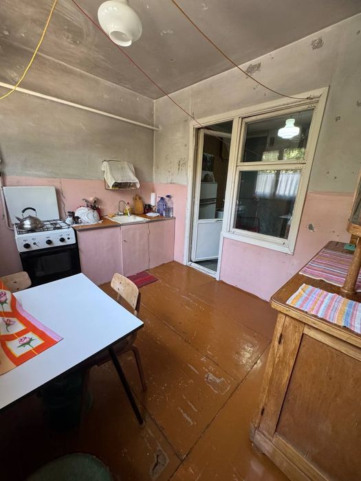 Продаётся.Яшнобод Куйлюк.Центор.3/1/9э.83кв. М