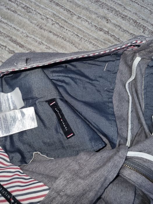 Vand pantaloni Tommy  Hilfiger 32/32