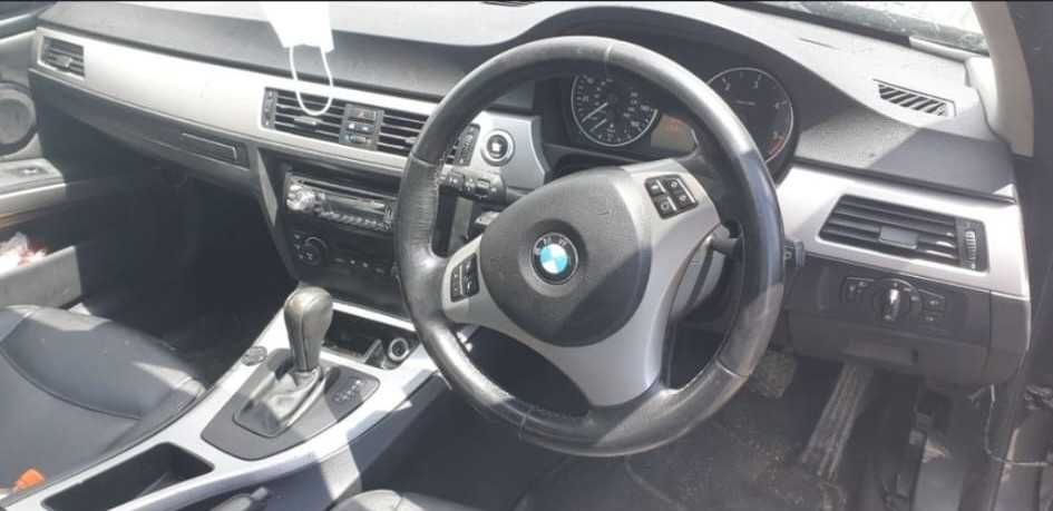 Dezmembrez Bmw E90 Motor cutie Oglinda usa Aripa stop far radiator inj