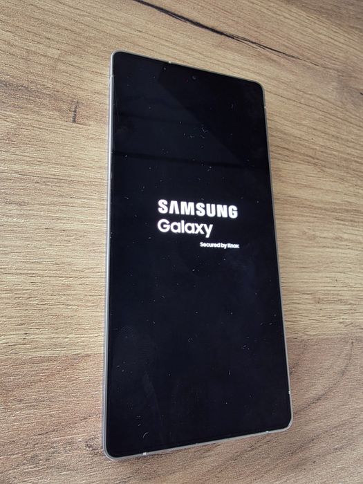 Samsung Galaxy Titanium Whitesilver