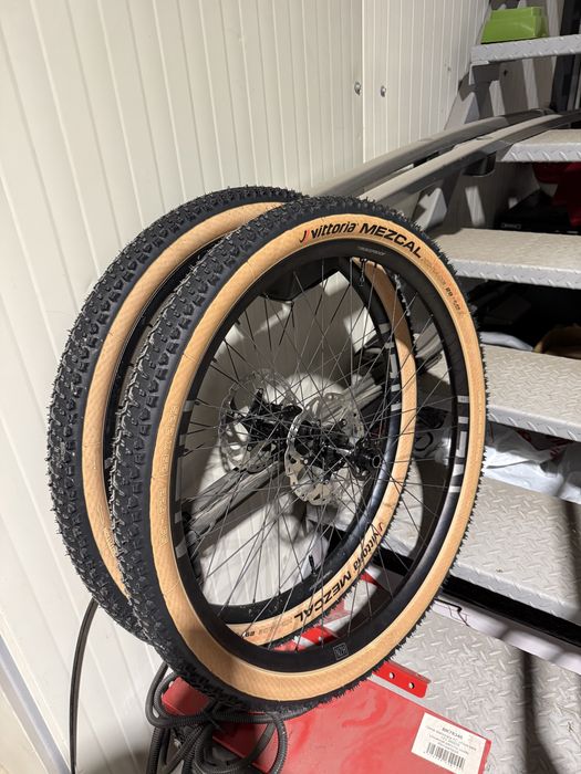 Roti tubeless  MTB Nukeproof Horizon v2 102t