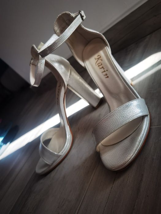 Sandale elegante cu toc gros