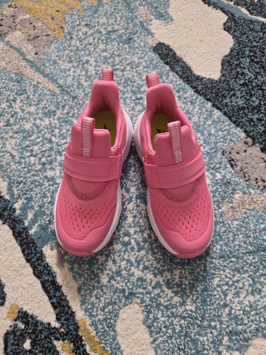 Новые кроссовки бренда Demix. Размер 29