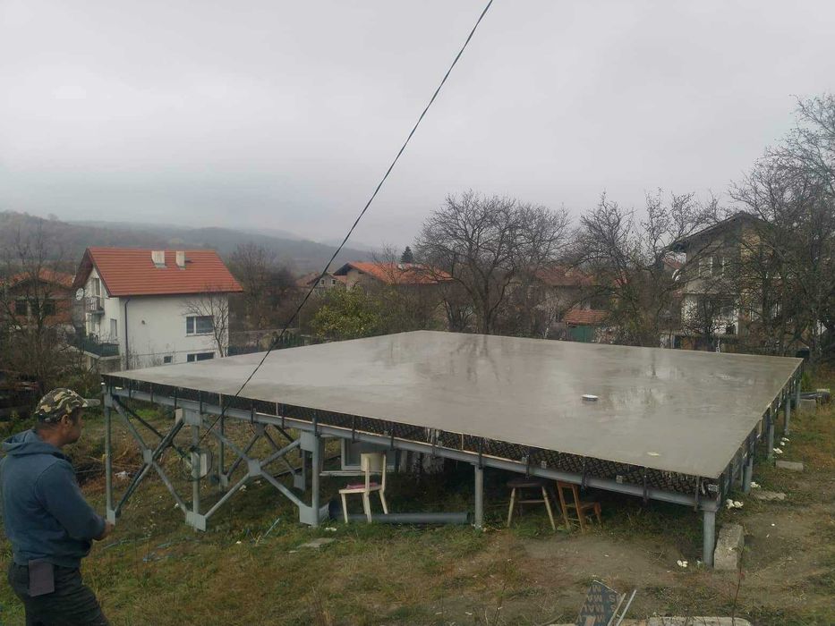 Piloni șurub pentru construcții pe teren instabil