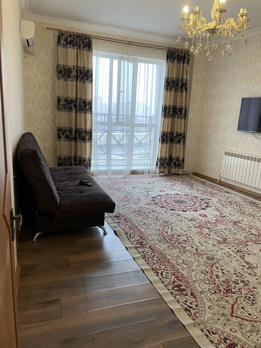 Сдам посуточно 4 к кв ЖК “Арай”