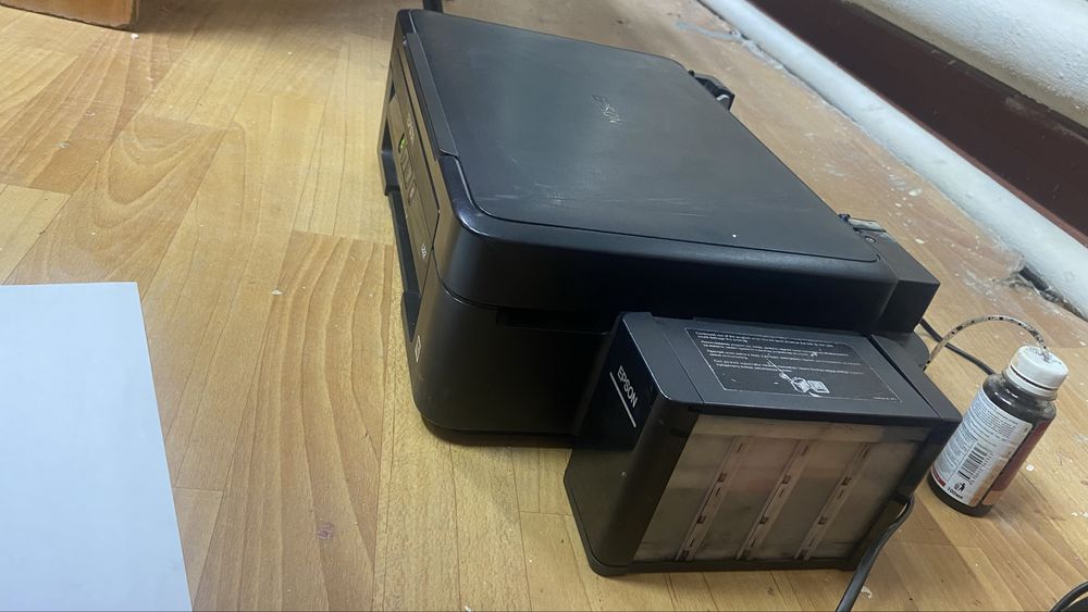 Принтер цветной +ксеро копия 2в1