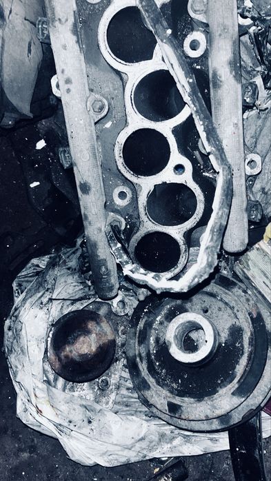 Запчасти на тойота камри