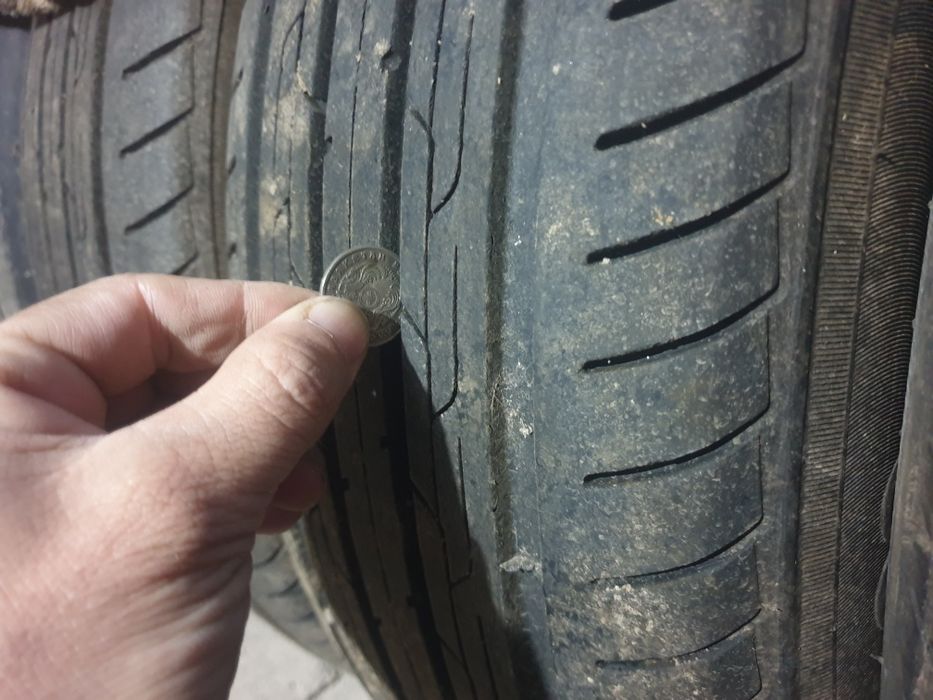 Шина летняя стоял на Альфарде