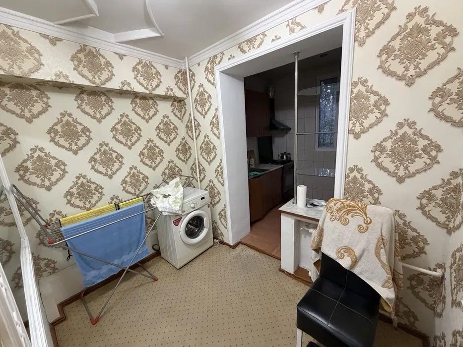 Ц12 Продаётса 1в2/4/4 Анжор парк 40кв.м