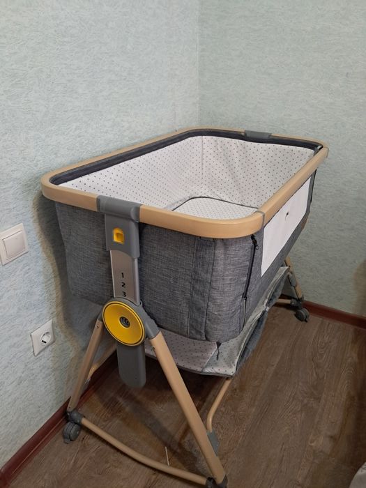Люлка манежка в очень хорошем сотояний