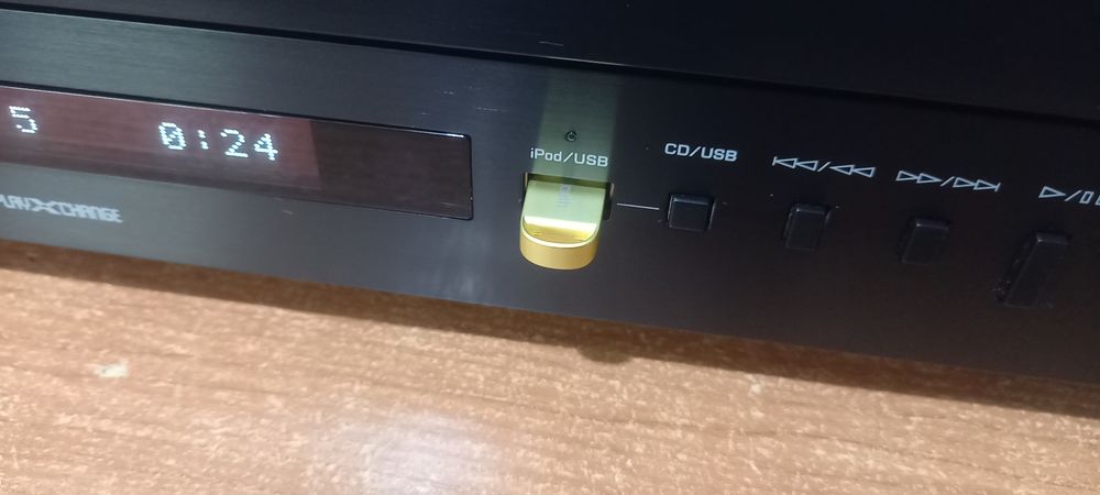 Продам Yamaha cd s 600