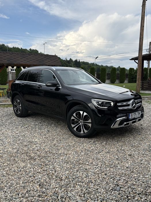 Mercedes-Benz GLC 300e 4MATIC Plug-in Hybrid,306 CP /An 2021