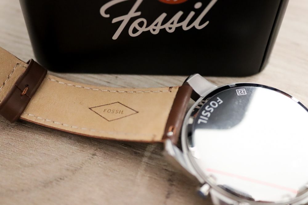 Ceas fossil- curea din piele naturala