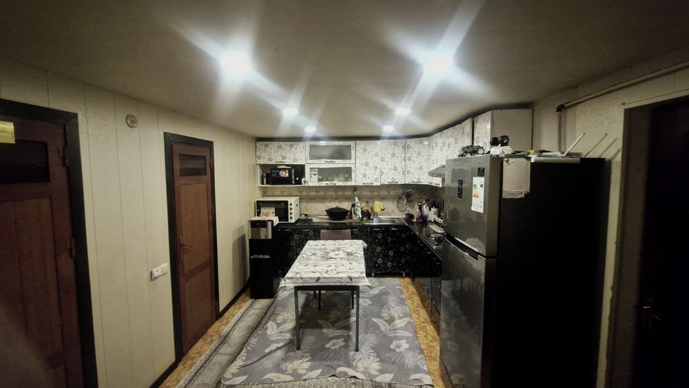 Yashnobod Fargona yolida 3 Sotox 6 xonali xovli sotiladi