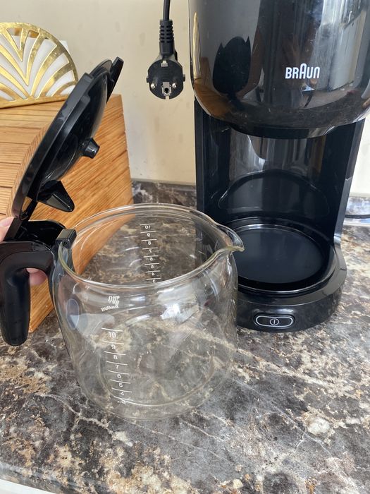 Продам кофеварку