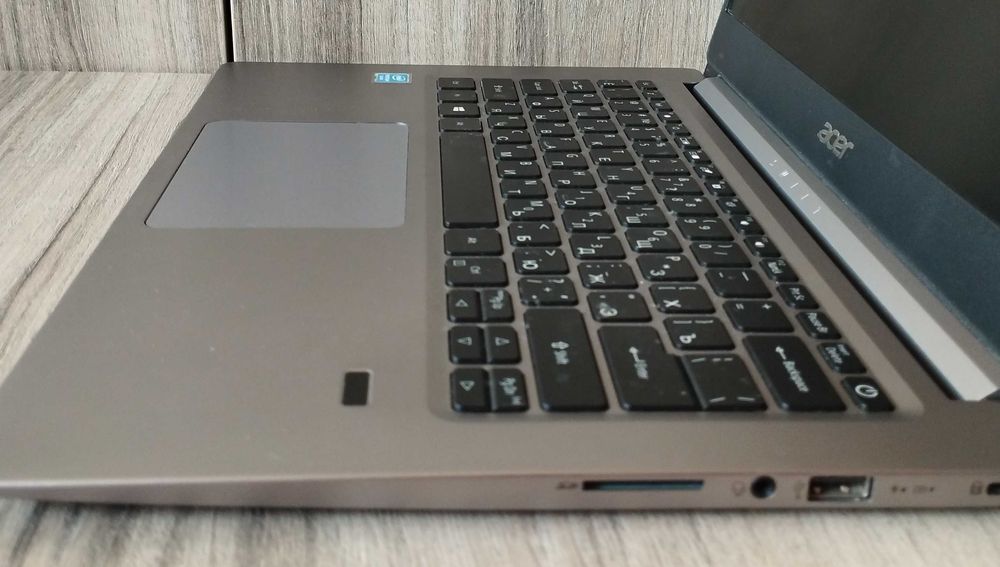 Acer Swift SF114-32 series