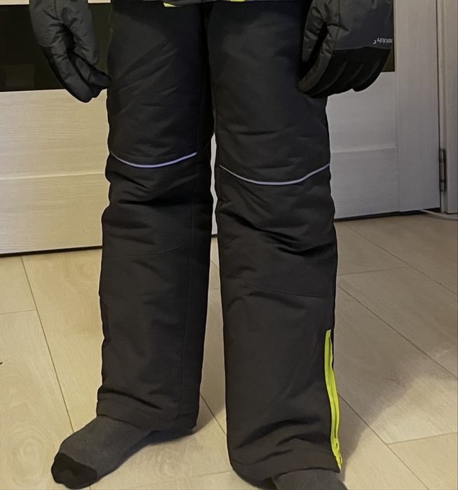 Pantaloni copii Ski/Zapada NOI 4-5 ani