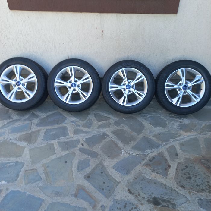 Roti vara ford focus/215/55 R16/dot 2019/Et 50