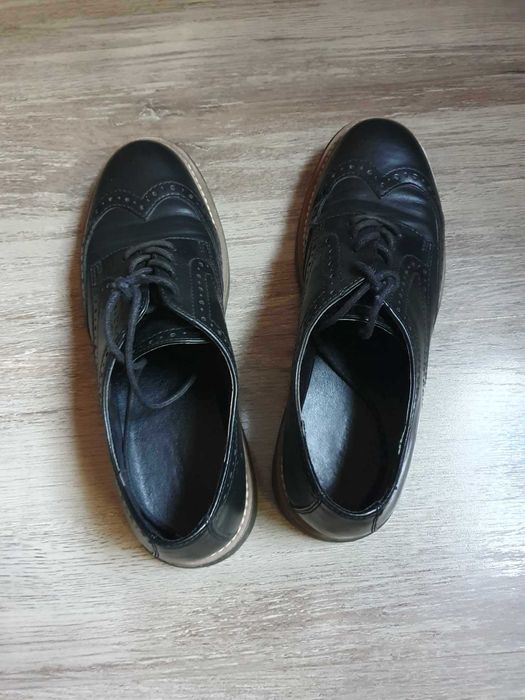 Дамски обувки от изкуствена кожа