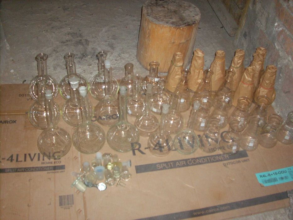 Стъклени колби ползвани