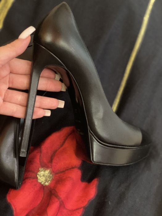 Vânduți‼️Pantofi Saint Laurent