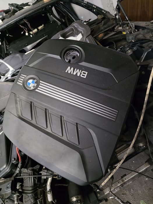 Кора за двигател за BMW F10
