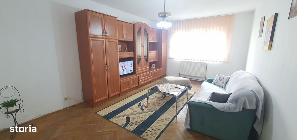 Inchiriez apartament 2 camere,decomandat,Calea Dumbravii (Dioda)