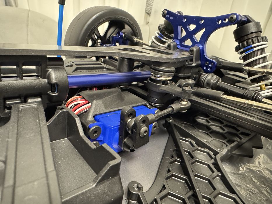 RC car Traxxas Xo1   Scale 1/7