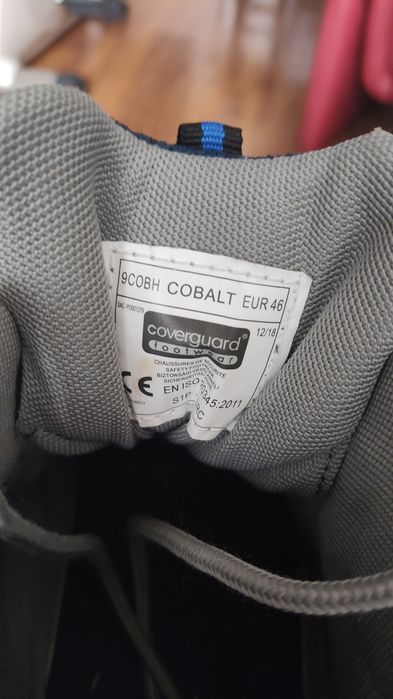 работни обувки високо защитени