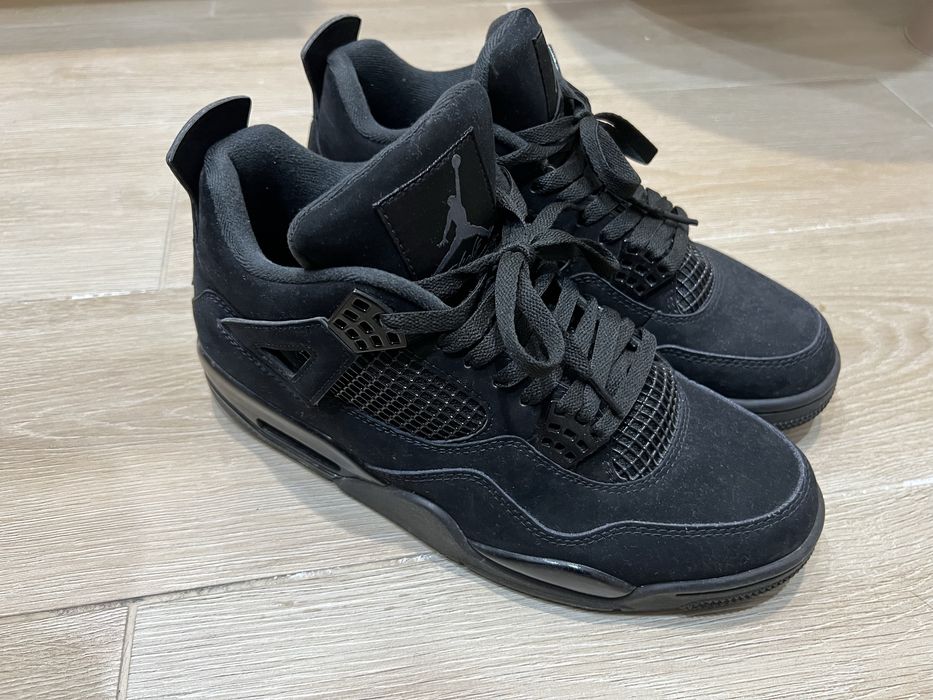 Jordan 4  Black Cat