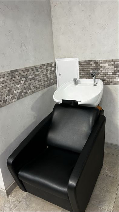 Кресло для парикмахера в аренду