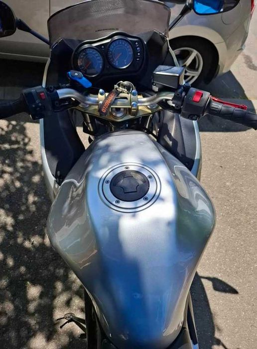 Vând Kawasaki ER-6F 2006 – 42.000 km