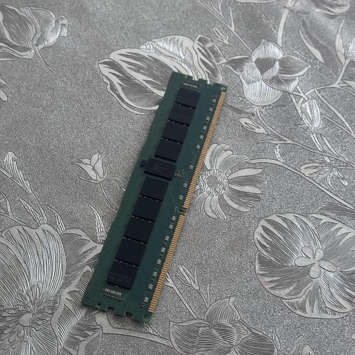 Продам видеокарту GTX 750 TI