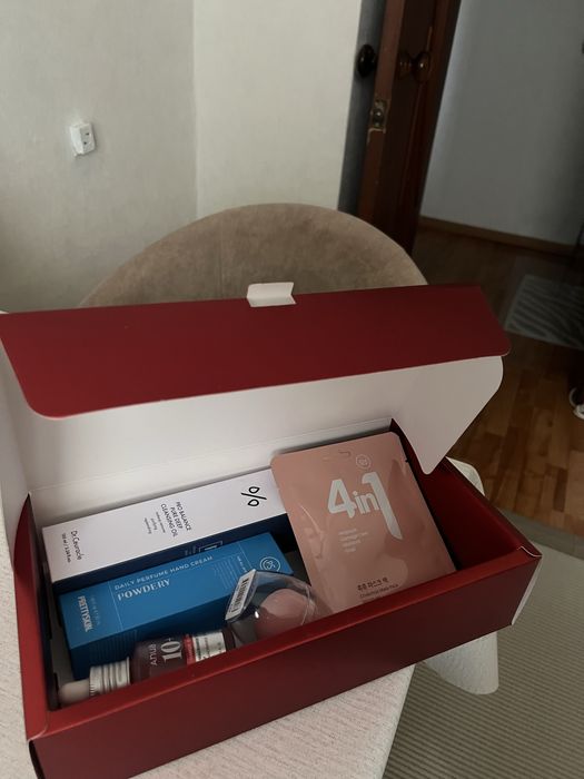 Боксы уходка для лица женщин