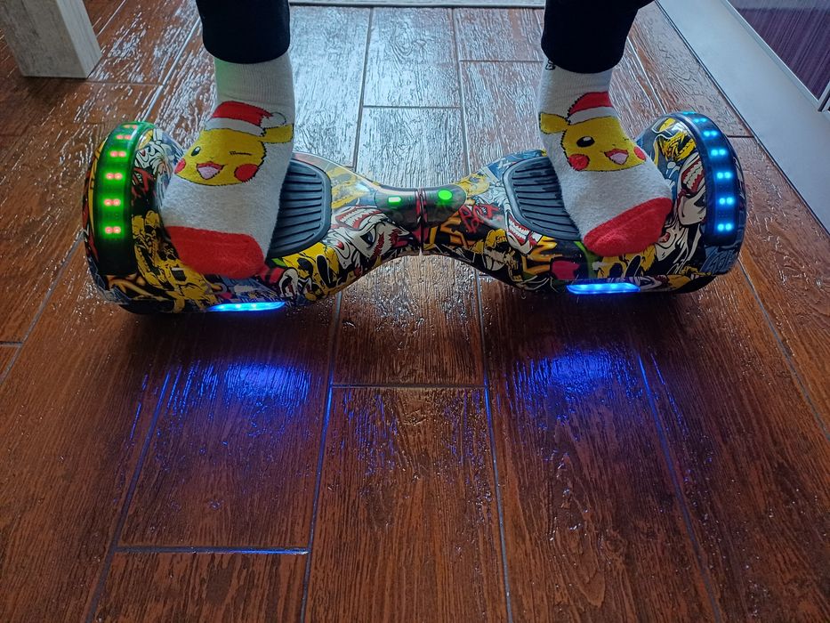 Vând hoverboard  2 Drive