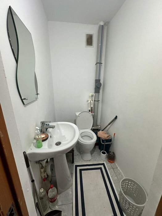 Сити 1 микр, 3 бөлмелі үй жалға беріледі