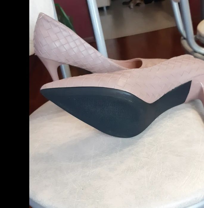 Туфли. Размер 38. Высокий каблук.