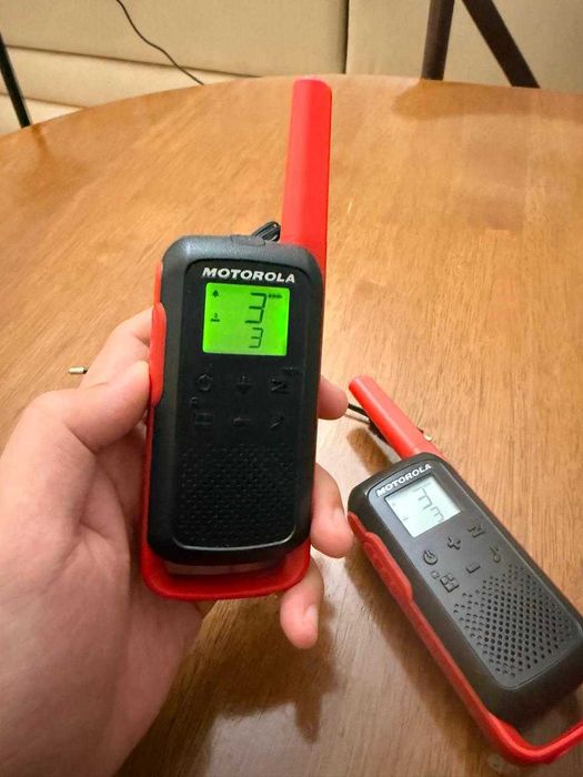 2 Рации Motorola Talkabout T62 Red