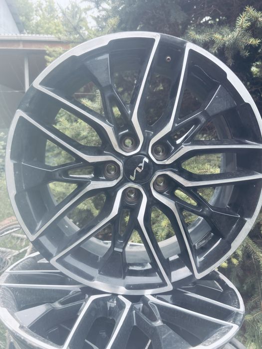 Продам Диски на kia k5 R19