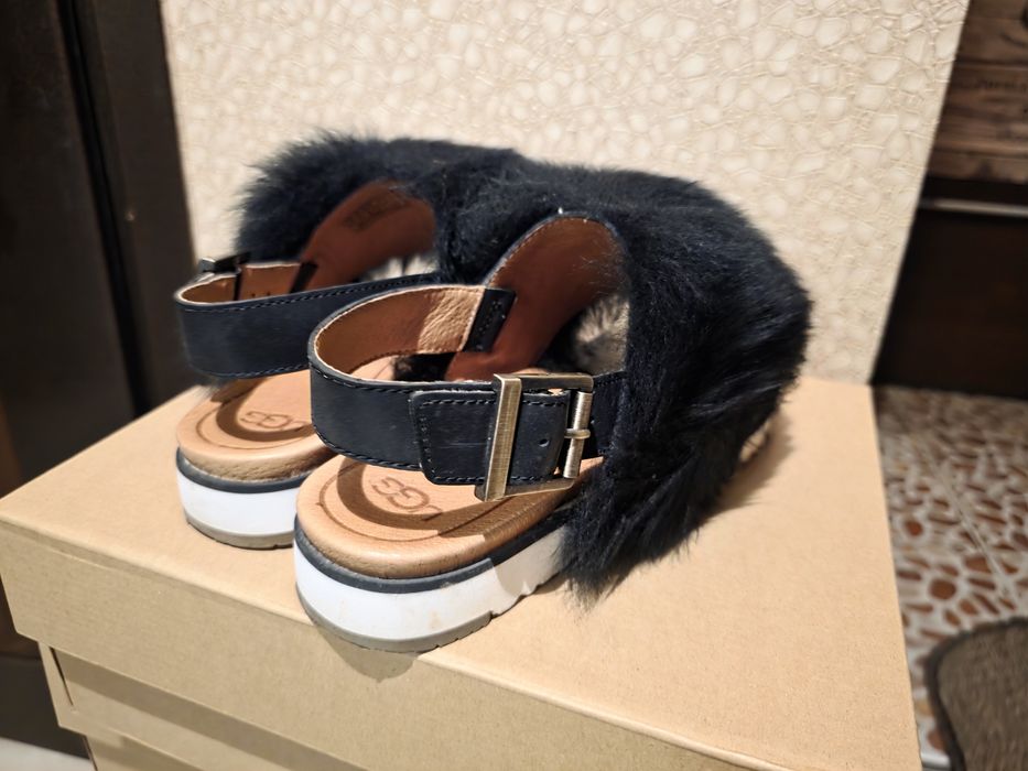 UGG дамски сандали