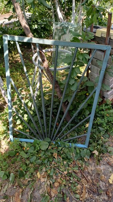 Продам оконную решётку