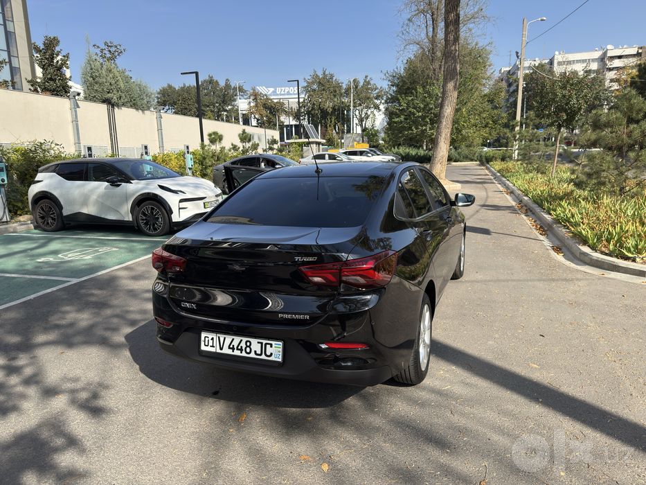 Onix 2025 Premier 6900 km