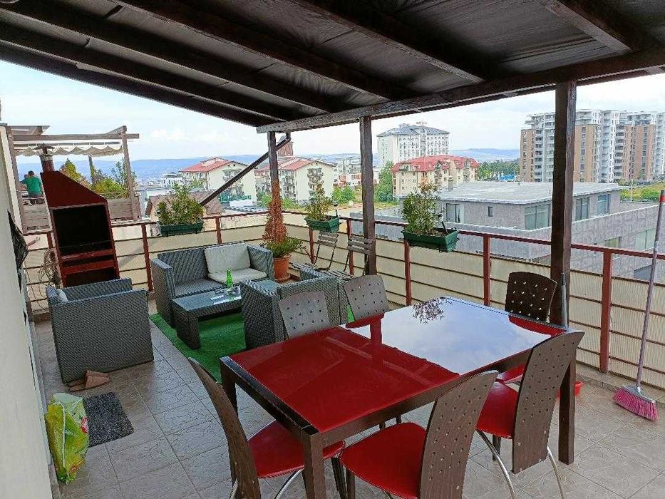 Apartament tip Penthouse – 108 mp utili + Terasă 34 mp si garaj