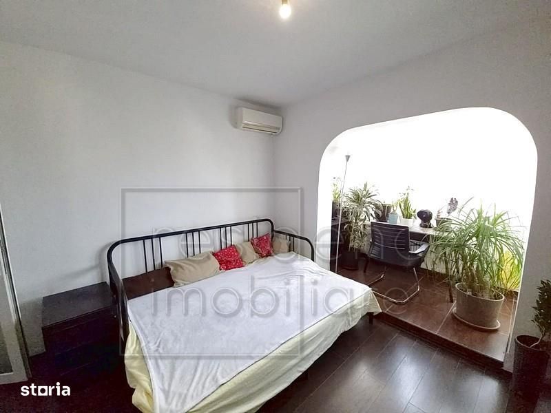 Apartament spatios 4 camere, Plopilor, zona Parcul Babes+Parcare
