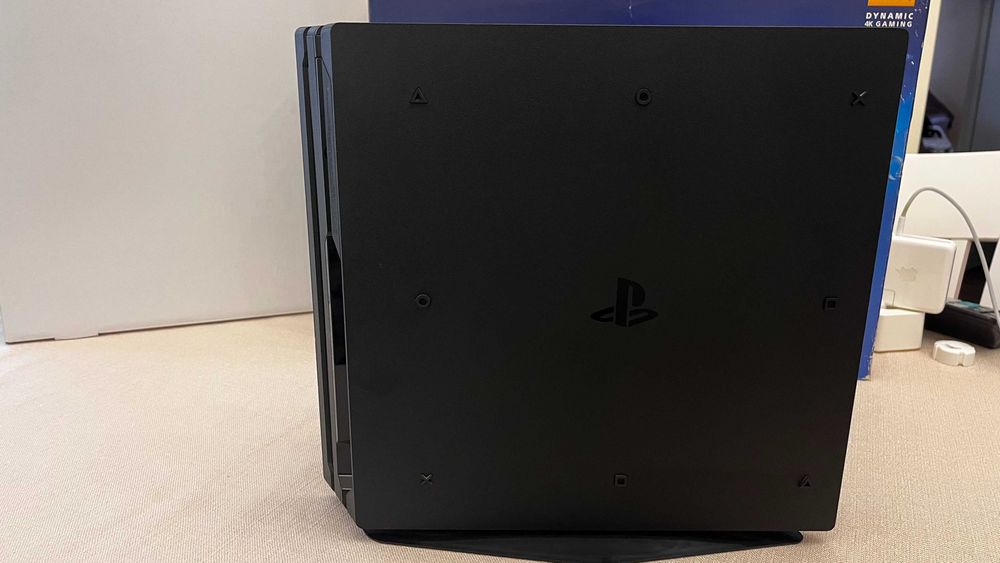 Playstation 4 PRO + Game + 1TB SSD Samsung Evo 870