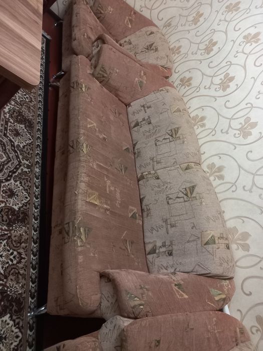 Devan kreslo mehmonxona uchun